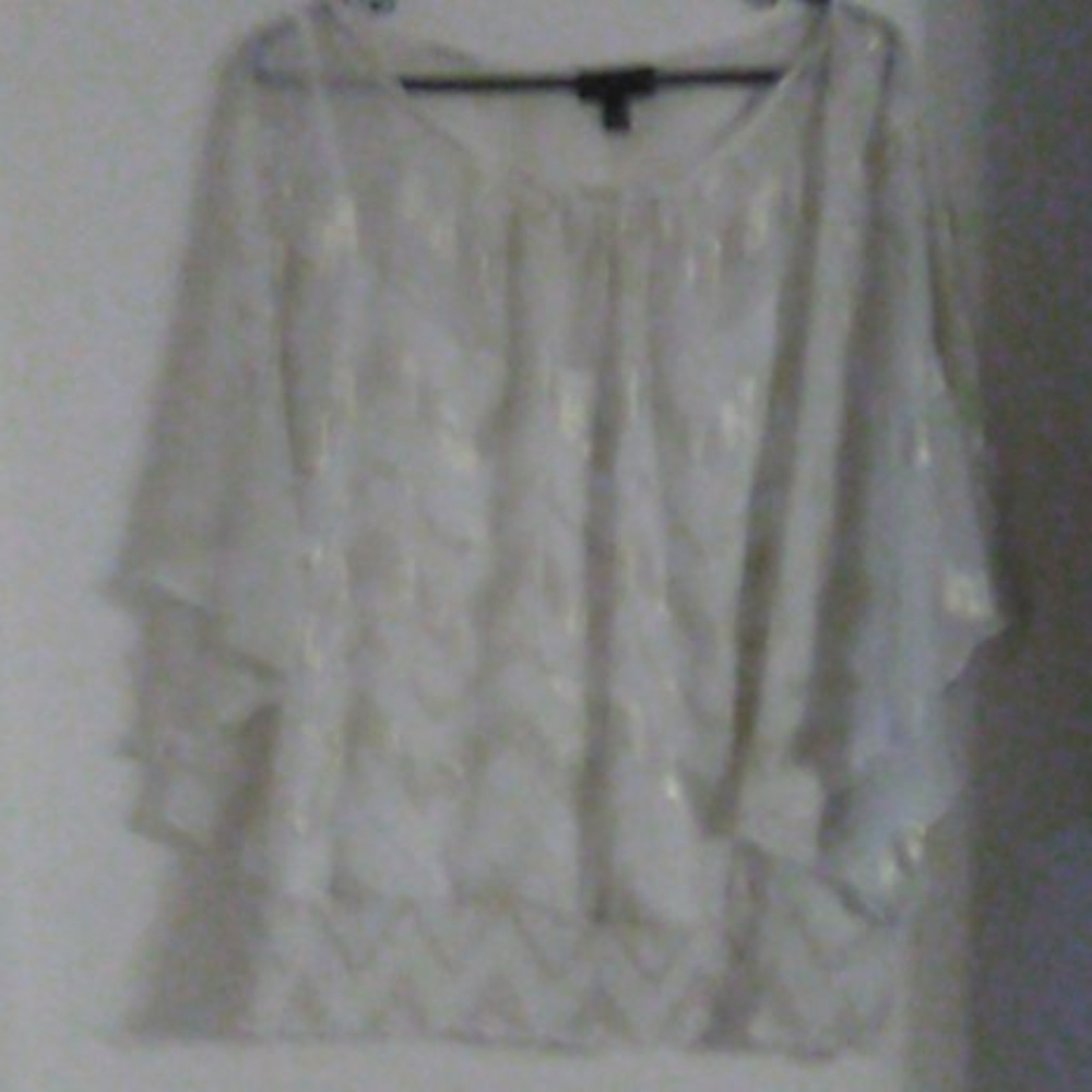 B.wear